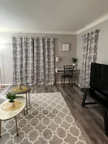 Elegant 1Bd/1Bth Pets OK, Close to ProMedica, UT - Image 5