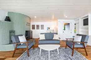 Spacious, Beachfront North Camano Rambler - Image 5