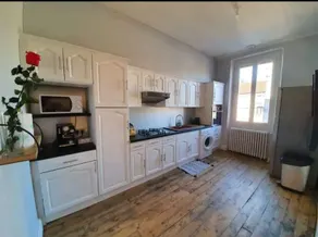 Spacious, cozy. - Image 2