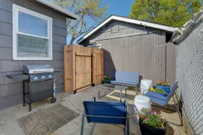 Renovated Home in Central Point w/EV charger - Image 4