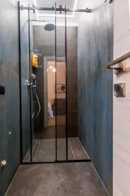 Reina Studio - Image 4
