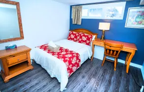 Cozy 3BR 2Bth Lower Unit, A min to Hwy401, 404 & DVP - Image 3