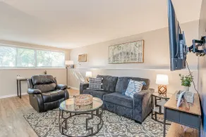 Comfy, Cozy, Spacious, FAST WiFi, Affordable! - Image 2
