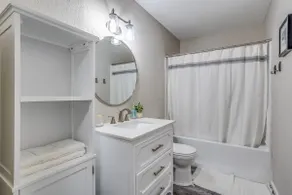 Andover Abode - sleeps 6 - Image 5