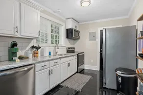 Modern Retreat - Super Cozy - Image 5