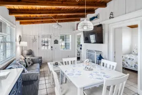 Bowers Beachy Bungalow - Image 5