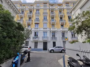Le Palazzo 219 by Booking Guys - Image 5