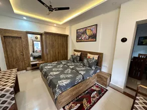 Serenya - Hillside Retreat - Image 3