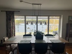 House with lake property and its own dock - Image 2