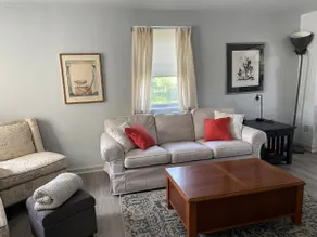 Sunny townhome:walk to UD & stadium - Image 1