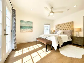 Stylish LA Home Getaway | Near DTLA, LAX & Beaches - Image 5