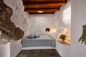 Rustic minimalist cottage B for 2-3,near the coast - Image 5