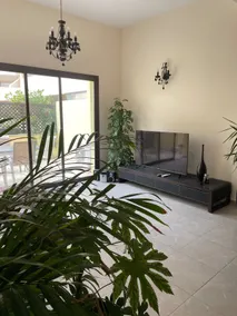 Fabulous townhouse with a pool - Image 3