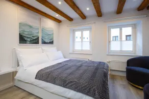 New bright studio apartment at city wall old town - Image 5