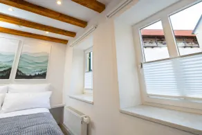 New bright studio apartment at city wall old town - Image 4