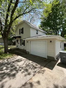 Chestnut House - Just Remodeled - New, New, New - Image 2