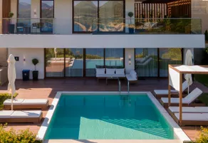 Villa Pente with Pool and Amazing Sea Views - Image 4