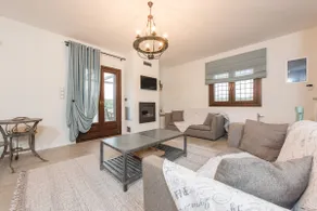 The Olive Home - Image 5