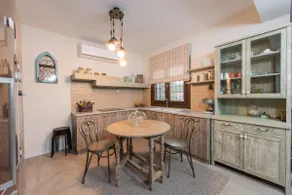 The Olive Home - Image 4