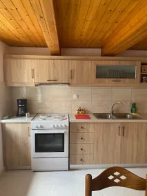 Beautiful views, convenient location at Eleni's - Image 3
