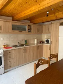 Beautiful views, convenient location at Eleni's - Image 4