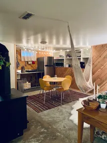 Eclectic Manito Blvd Hideaway - Image 5