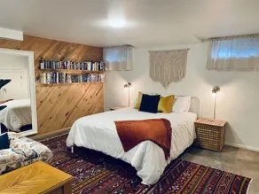 Eclectic Manito Blvd Hideaway - Image 4