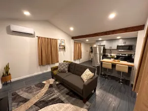 Cozy Miami Haven - Image 2