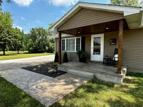 Game Room | Hot Tub | Fire Pit @ Lake Shelbyville - Image 3