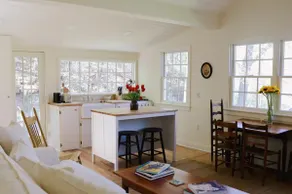 Emma Cottage - Creekside Upstate Retreat - Image 3