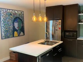 Eclectic suite w backyard balcony in heart of city - Image 2