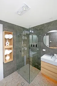 Stylish Guesthouse in the Heart of Belrose - Image 5