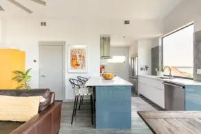 Walk to Lake Travis, Cowboy Pool, Lake Views - Image 2