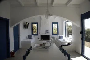 Evelia Sea House - Image 4