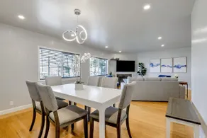 Upscale stylish entire 4B2B house with amazing views - Image 3