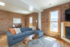 Downstream Loft - Historic Savory Building - Image 3