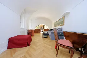 Pantheon apartment with private terrace - Image 2