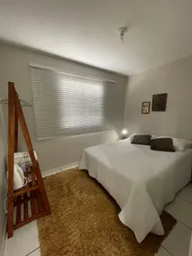 AP in a family condominium near the Mall - Image 3
