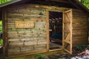 Corn Crib - Rustic Glamping - Image 2