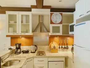 Beautiful and Comfortable Mountain Village Suite - Image 5