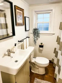 Entire 1-bedroom apartment for 3 - Image 4