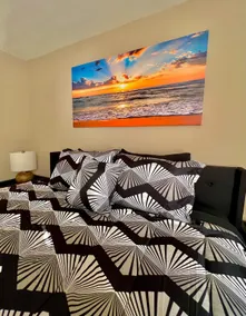 Ft. Campbell Sleeps 6 Relaxing Getaway-Entire home - Image 4
