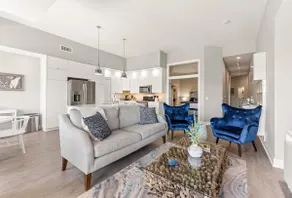 Waterfront, Musical Fountain, Lake MI views, luxury condo downtown - Image 5