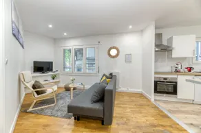 Prestige Loft | 2 BR | Tram Near City Center - Image 2