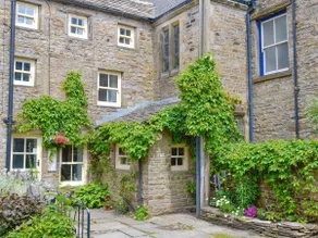 * 5 Star* Chapel Cottage, Log Burner, Dog Friendly - Image 2