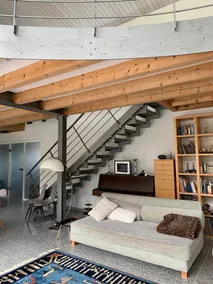 Beautiful, sunny designer vacation home - Image 5