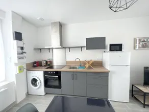 180A - Comfortable Two-Bedroom Duplex - Wifi Netflix - Image 3