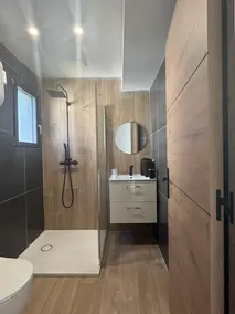 Entire Apartment - Image 2