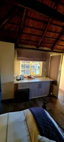 Waterfront Cottage - 2 Adults - Image 3