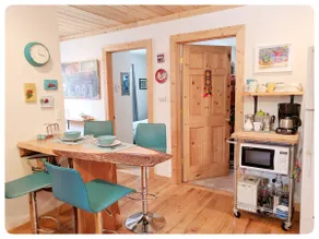 Poofy's Rustic Modern Cabin in Plain - Image 3